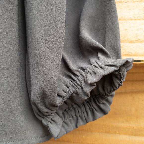 LOFT Blouse Sz M (A19) - Picture 2 of 8